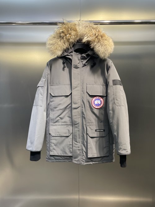 Canada Goose Classic Expedition Parka, Premium Insulation & Durable Design