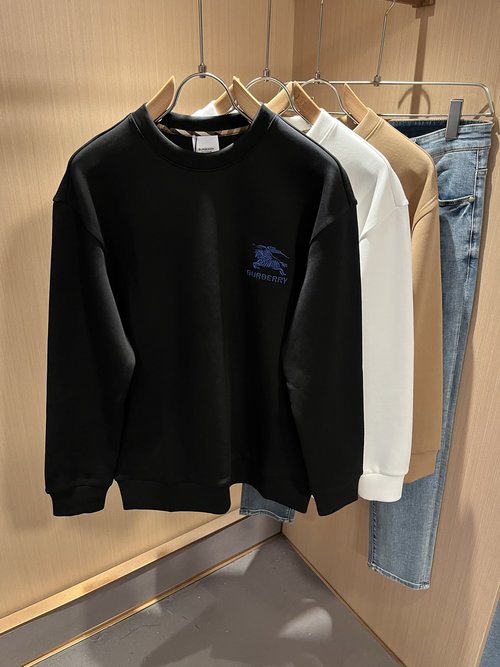 Burberry Basic Casual Cotton Crew Neck Sweatshirt
