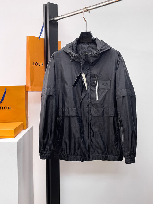 Fendi Pre-sale Jacket: High Comfort, Excellent Fit