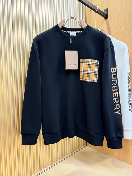 Burberry Classic Logo Long-sleeved Sweatshirt, Soft and Versatile