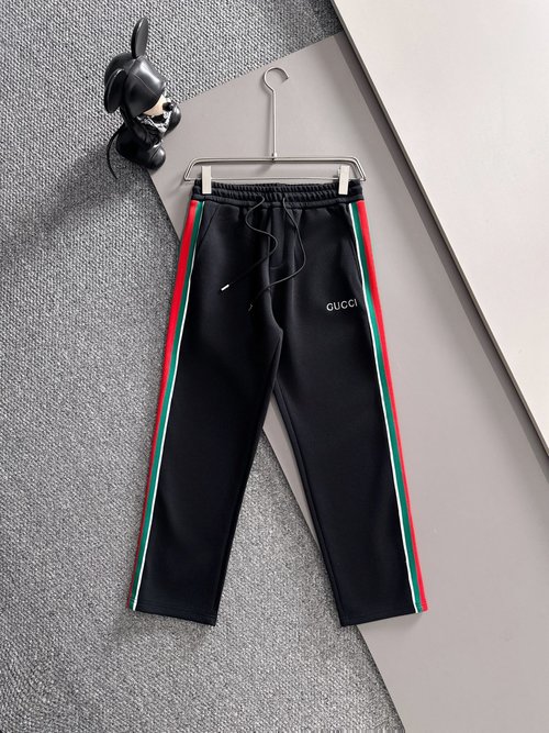 Gucci Casual Pants with Embroidered Logo