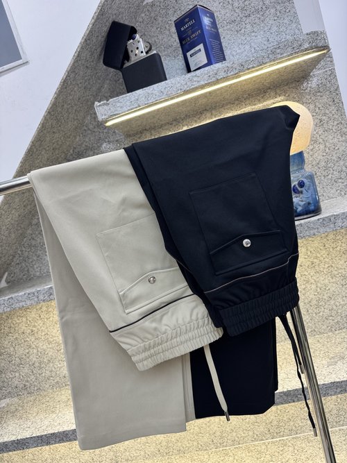 Loro Piana Open-Leg Loose Casual Pants for All Occasions