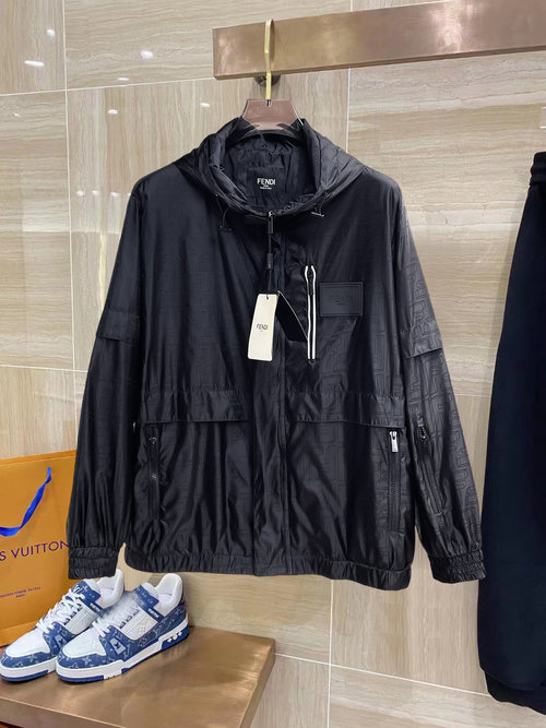 Fendi Premium Jacket with Breathable Fabric and Fine Details