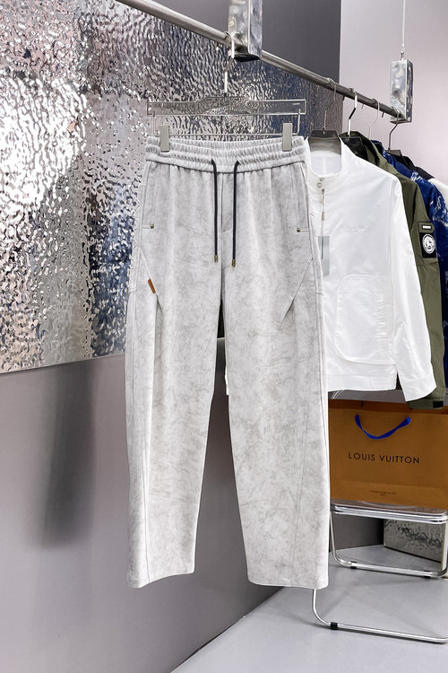 Louis Vuitton New Arrival Casual Pants with Logo