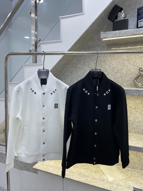 Givenchy Air Layer Cotton Collared Jacket with Good Fit