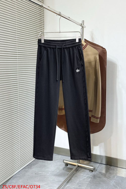 Loewe New Casual Pants with Logo, Offering Great Comfort