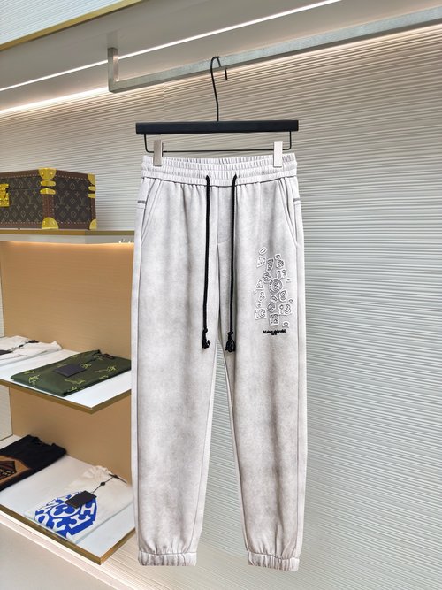 Maison Margiela Fashionable New Logo Casual Pants