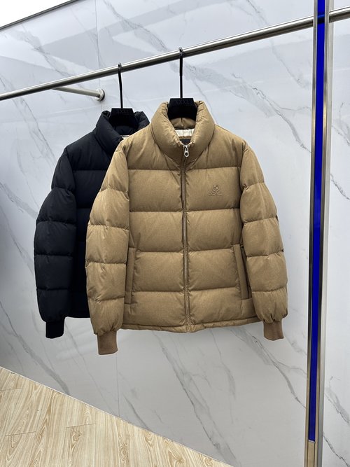 Loro Piana Fashionable Down Jacket with 90% White Goose Down
