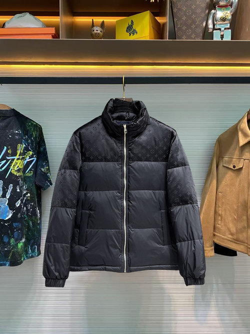 Louis Vuitton Premium 90% Down Jacket with Logo and Color Block