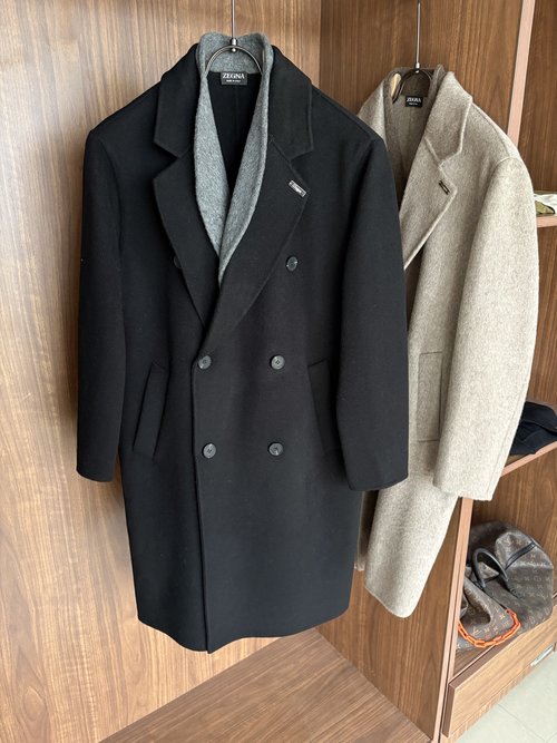 Fendi Elegant Herringbone Wool and Cashmere Blend Coat