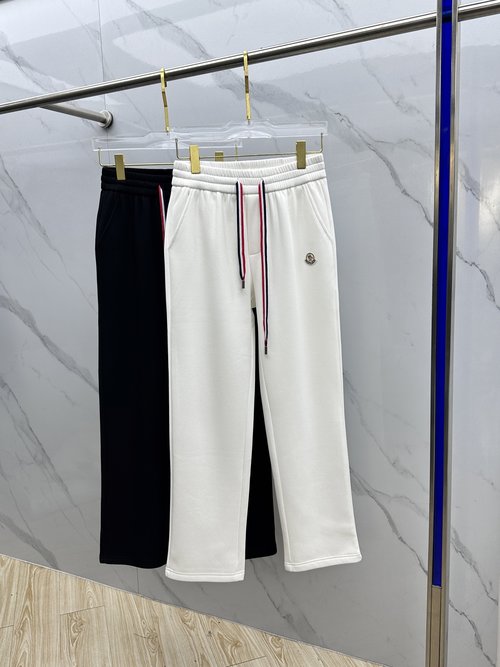 Moncler Fleece-lined Straight-leg Casual Pants - High Comfort Level