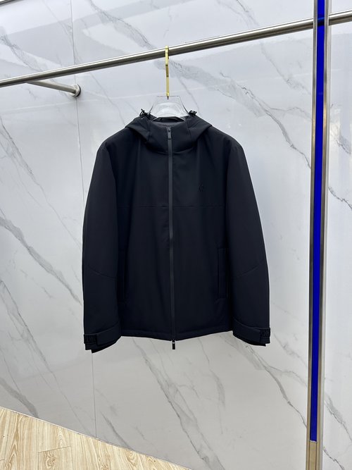 Dior Fashionable Hooded Down Jacket for Layered Wear