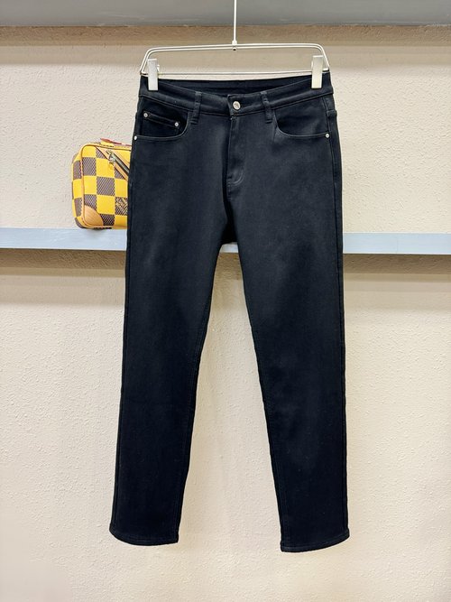 Armani Warm and Authentic Jeans for You