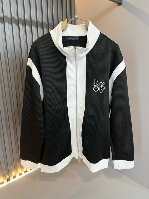 Louis Vuitton Luxury Casual Outfit with Logo Embroidery