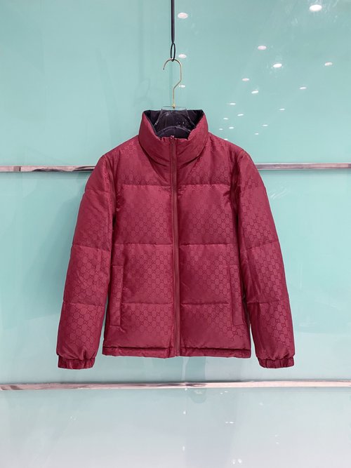 Gucci Four-in-One Wear Down Jacket with Exquisite Craftsmanship