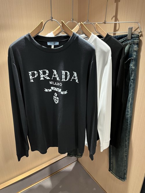 Prada Classic and Fashionable Long-Sleeve Base Layer