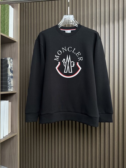 Moncler Loose Round Neck Sweatshirt with Mixed Needle Embroidery