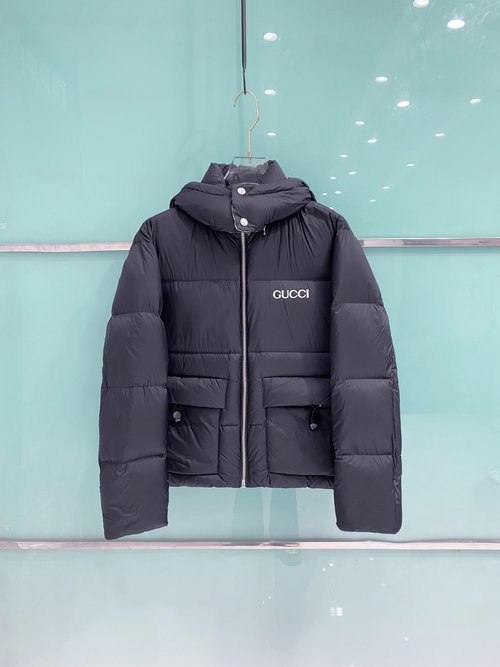 Gucci Down Jacket with Detachable Hat and New Standard Filling