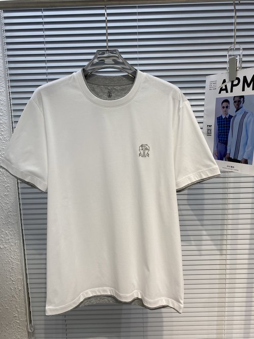 Chanel Classic Round - neck Short - sleeve T - shirt with Details