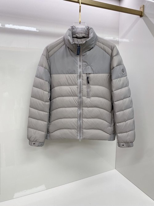 Canada Goose Slim-Fit Down Jacket with Durable and Windproof Fabric