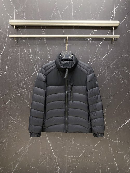 Canada Goose Lightweight Down Jacket with Stylish Patchwork Design