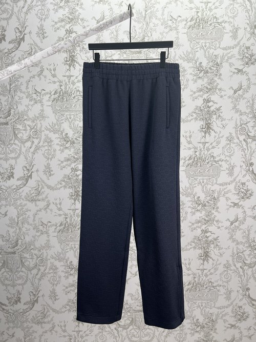 Gucci Full-print Long Pants with Matching Coat