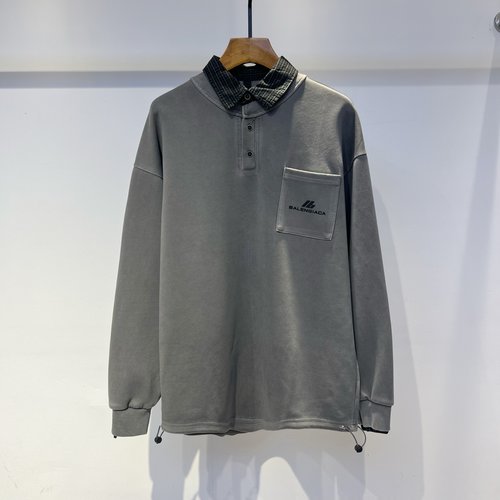 Balenciaga Fashionable Hoodie with Two-Tone Design