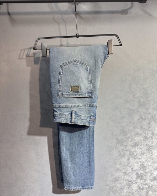 Dolce & Gabbana Soft and Stylish Straight-Leg Jeans