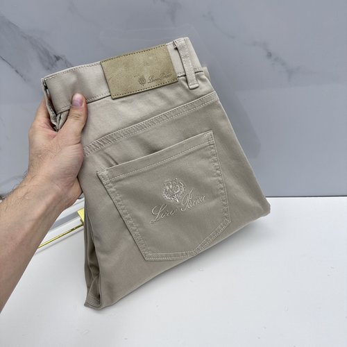 Loro Piana Premium Distressed Jeans with Breathable Comfort