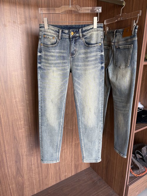 Fendi Soft Jeans with Luxury Leather Waist Tag