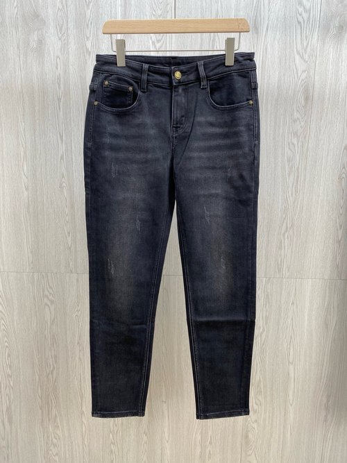 Fendi Soft Denim Skinny Straight Jeans with Leather Waistplate