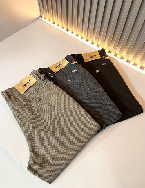 Burberry Stylish and Iconic Cashmere Straight-Leg Pants