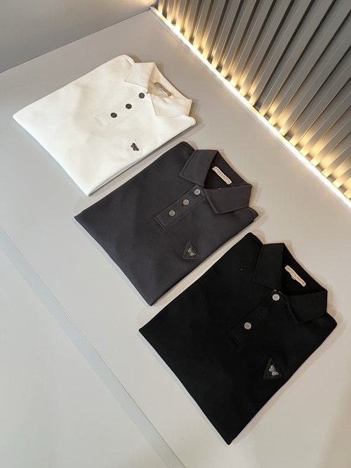 Bottega Veneta Solid Color High-Quality Polo Shirt with Leather Logo