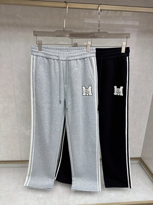 Moncler New Casual Pants with Logo for High Comfort
