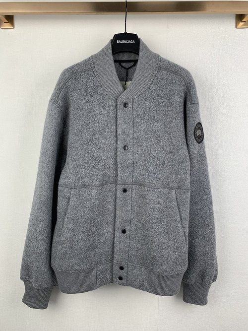 Canada Goose Buttoned Fleece Emblem Jacket in Wool Blend