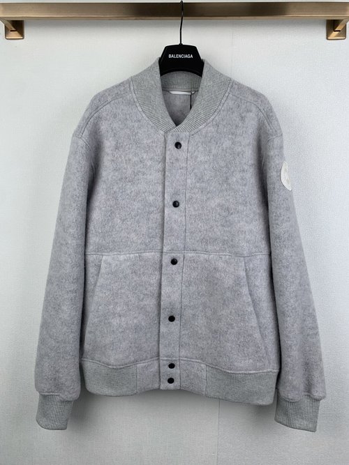 Canada Goose Buttoned Fleece Emblem Jacket in Wool Blend