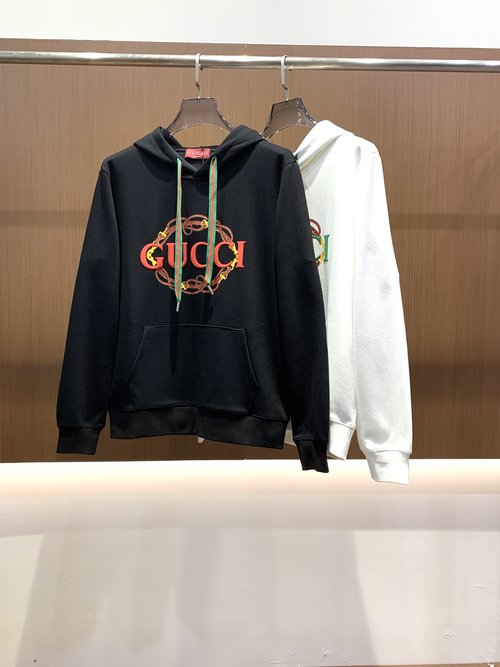 Gucci Fleece-Lined Hooded Sweatshirt with Embroidered Design