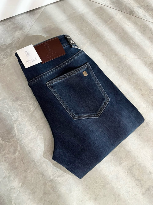 Loewe Premium Jeans with Exquisite Details and Craftsmanship