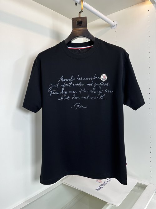 Moncler Fashionable Clothing Made of Custom European Cotton