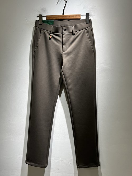 Gucci Comfortable Wrinkle-Resistant Casual Dress Pants