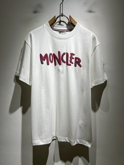 Moncler Comfortable Short-Sleeved T-shirt with Logo Pressing