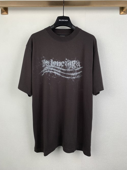 Balenciaga Balenciaga Short-sleeved T-shirt with Blurred Coke Print