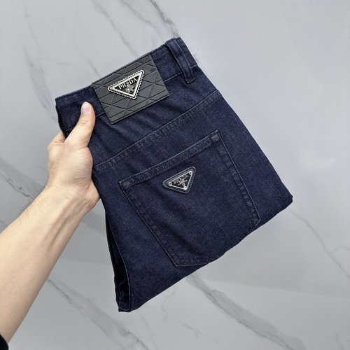 Zegna High-Quality Thin Jeans with Fine Workmanship