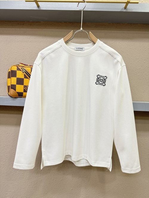 Loewe Classic Logo Long-Sleeved Essentials