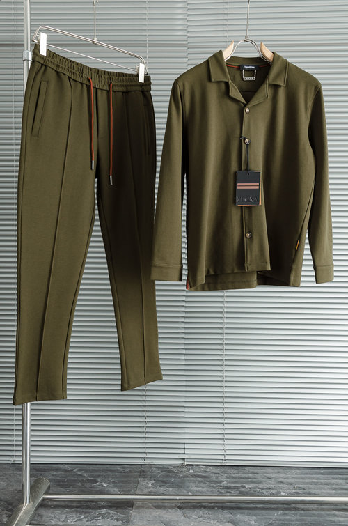 Zegna High - quality Fashionable Sports Suit with Premium Craftsmanship