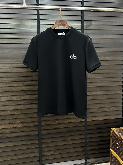 Alo All-Season Cotton Blend Long Sleeve T-Shirt with Thin Fleece Lining