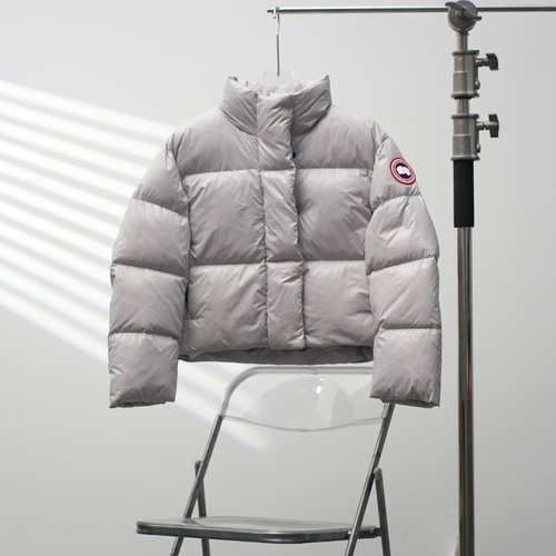 Canada Goose Puffer Short Collar Down Jacket in Gray-White