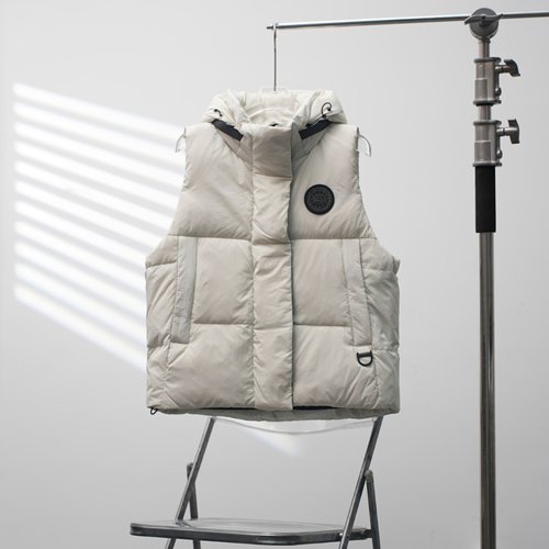 Canada Goose Hooded Down Vest in Gray-White