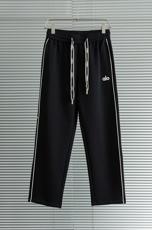 Loewe Comfortable and Stylish Straight-Leg Pants